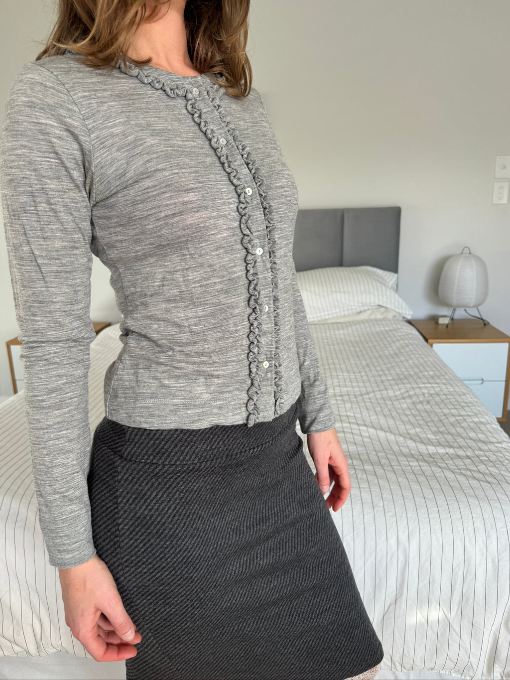 m5 / merino ruffle cardi